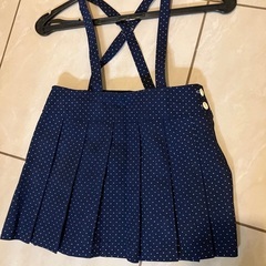 入学式！紺色の水玉プリーツスカート