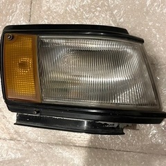 AE86 カローラレビン後期型コーナーレンズ右