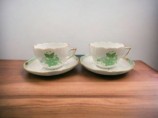 【決まりました】【希少 極美品】HEREND HVNGARY アポニーグリーン ティーカップ＆ソーサー2客セット