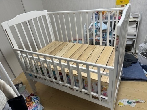 お譲り先確定済⭐︎カトージ　ハイシートベビーベッド