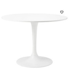 IKEAの丸テーブル