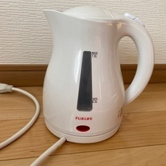 電気ポット　1台