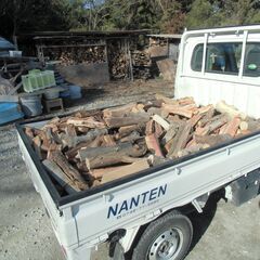 薪ストーブ（小型ストーブ）用の割り木
