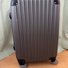スーツケース　機内持ち込み可能サイズ　Sサイズ