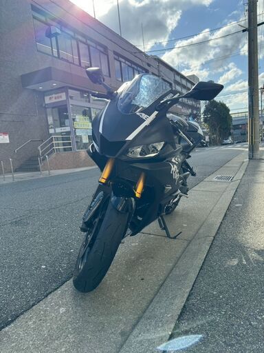 B0209　ヤマハ YAMAHA YZF-R25 250cc 普通自動二輪 バイク RG43J ツーリング 通勤用 春 カッコいい