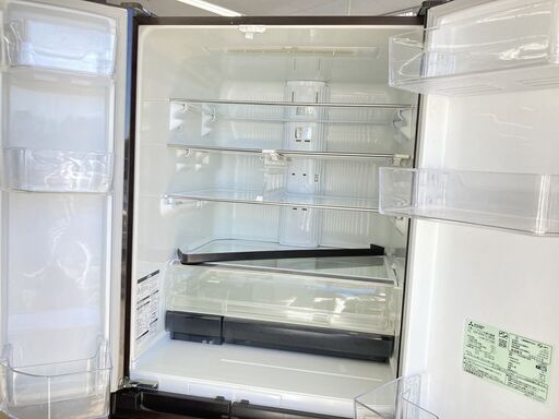 ID:60548992　冷蔵庫　２ドア　335L　三菱　１７年　※ヘコミ、シミ、日焼け有 ID:60548992 冷蔵庫 2ドア 335L 三菱 17年 ※ヘコミ、シミ、日焼け有