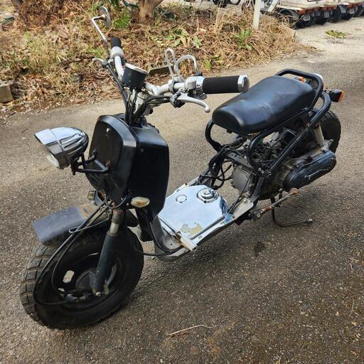 ホンダ　ズーマー　ロンホイローダウンカスタム　ヨシムラマフラー　千葉県流山市より ホンダ ズーマー ロンホイローダウンカスタム ヨシムラマフラー 千葉県