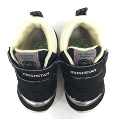 普段使いにピッタリ👟⭐️moonSTARスニーカー