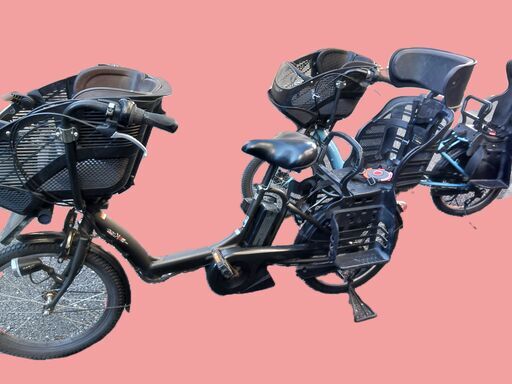 c16ご試乗可能です。ブリヂストン、ヤマハ共同生産モデル  ️２０・２６インチ、チャイルドシート、３人乗り、２人乗り、１人乗り、電動自転車  点検無料サービス１００日間無料・安心交換３カ月保証、  土日もお子様と土足のままご試乗可能です。バカ親切な電動自転車屋  オプション無料。後ろチャイルドシートをかごに変更もオプション無料。  １回の充電で３０ｋｍ以上の走行が可能です。山手線を半周くらいの距離を走れます。  バッテリーは、品の９０％以上の性能を保持していて、コン