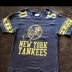 ヤンキース×SNOOPY コラボTシャツ