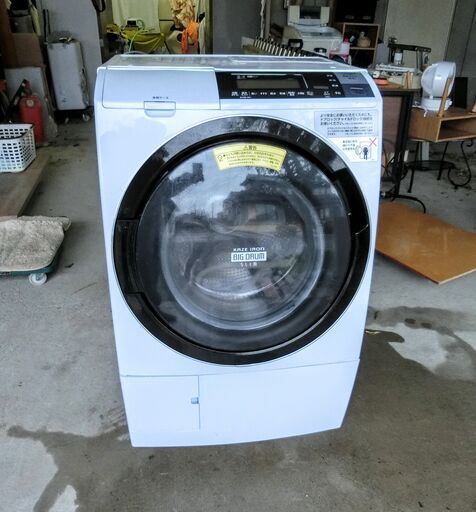 HITACHI ドラム式洗濯機 BD-S8800 2016年製　 11㎏ 洗剤もしっかり落とす「ナイアガラすすぎ