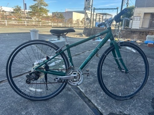 自転車 クロスバイク GIANT ESCAPE
