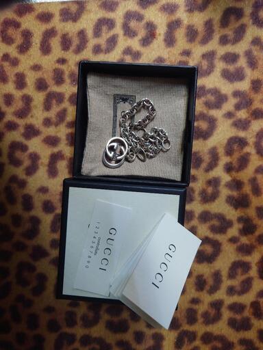 お取り引き完了しました！『お値下げ中』GUCCI インターロッキング  