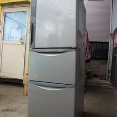 Ｍ406　日立　冷蔵庫　３ドア　２６５L　R-27EV  ２０１４年製