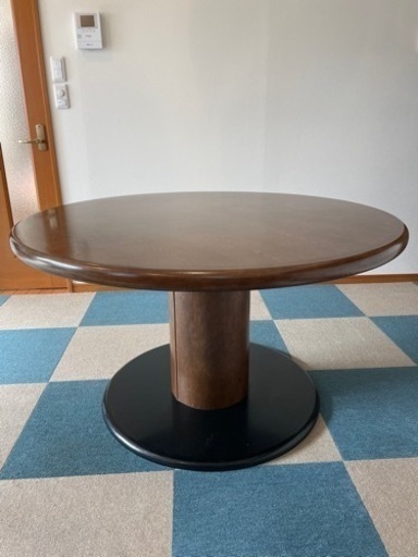 カリモクダイニングテーブル円形直径120cm