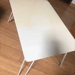 折りたたみテーブル　家具 机