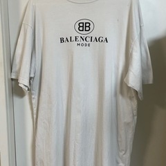 バレンシアガ Tシャツ 