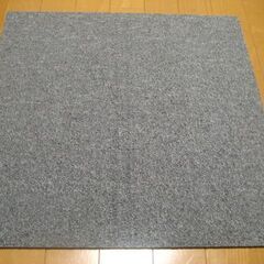 日本製タイルカーペット１枚１４０円・在庫４９枚・訳あり品・未使用...