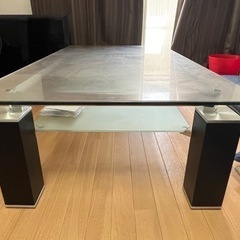 ニトリ製　テーブル
