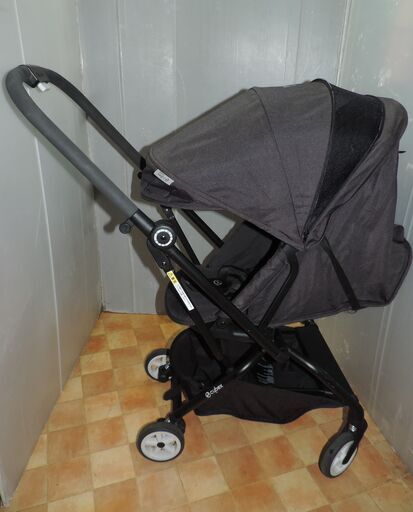 ベビー・子供用品買取販売キッズモール/Cybex EEZY S TWIST/1カ月～4