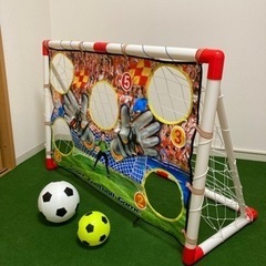 ほぼ新品！サッカーゴールターゲット　サッカーボール大小2個付き　...