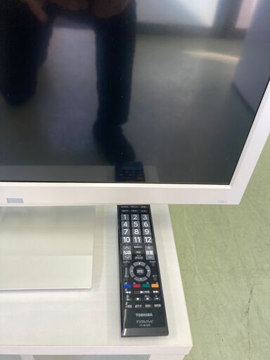 【お取引中】東芝(TOSHIBA) 32型液晶テレビ REGZA 2012年製 32BE3★8206★