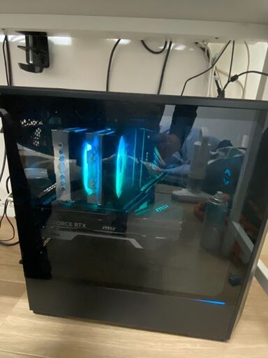 RTX4070ti　ゲーミングPC　モニター３枚マウスキーボード付き