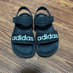 adidas アディダス　サンダル　19センチ