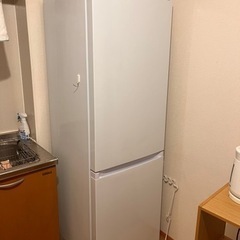 3ヶ月使用　2022年製造　冷蔵庫　ほぼ新品