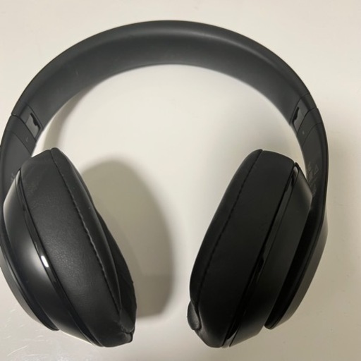 ビーツ ワイヤレスヘッドホン Beats studio wireless b0501