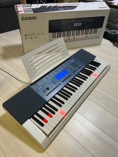 電子ピアノ