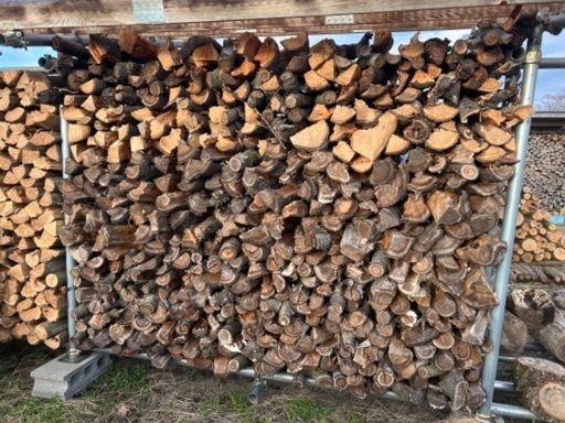 薪ストーブキャンプ広葉樹 薪割済のさくらんぼ薪 1棚 来シーズン