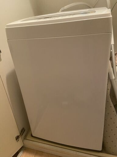 アイリスオーヤマ 洗濯機 2020年 5Kg IAW-T502E [中古品]