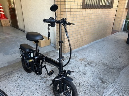 新品　特定小型原動機付自転車公道安全基準所得車