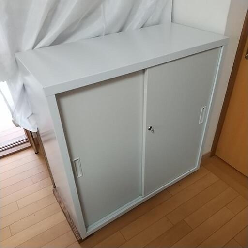 スチールキャビネット 鍵付き