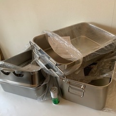 【新品アマゾンの半額】新品 総額９万円 給食バット 食缶 丈夫なステンレス 保存容器 まとめ 単品可能 レストラン　保存容器 手つき なし 大容量  プロ用 