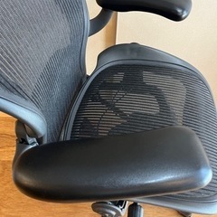 【アーロンチェア】 美品 完全動作 フル装備 Bサイズ 引き取り限定