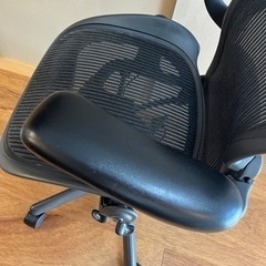 【アーロンチェア】 美品 完全動作 フル装備 Bサイズ 引き取り限定