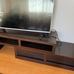 伸縮式テレビ台