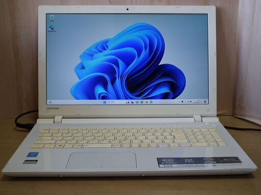 【東芝Dynabook T55/RWD SSD240GB搭載WIN11Home/Core-i5/ﾒﾓﾘ8GB/Office365】