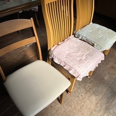 食卓用の椅子3脚