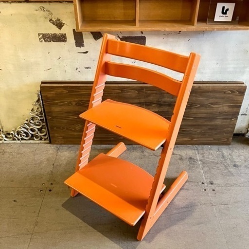 【商談中】　STOKKE　ストッケ　トリップトラップ　ナチュラル　ブナ材　無垢　ベビーチェア　キッズチェア　ダイニングチェア　子供　ナチュラル　ハイチェア　レアカラー　オレンジ　運搬無料エリア有 / 品川区リサイクルショップ　Lumberroom (ランバールーム) / 武蔵小山パルム 戸越銀座 隣接