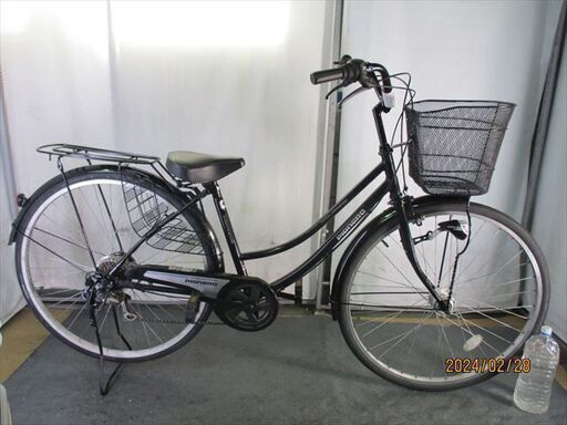 D351　★限定特価★ 中古自転車 【　27インチ　軽快車　6段　LEDオートライト 】