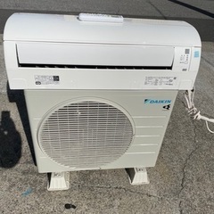 ☆【取付も出来ます！】n46 2021年製DAIKINルームエアコン　6畳用