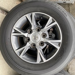 ハイエース 純正ホイール 純正タイヤ(溝3～4割程)