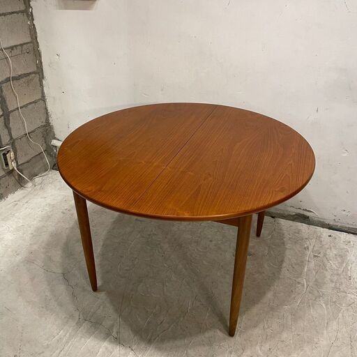 ✨期間限定ジモティー特別価格✨ヴィンテージエクステンションテーブル(ダイニングテーブル、ラウンドテーブル) 北欧 ミッドセンチュリー