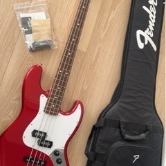 【美品】エレキベース Fender Jazz Bass
