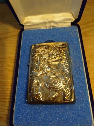 ZIPPOライター 1996年製 龍虎 シルバーカラー お取引相談中