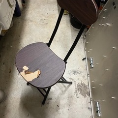 折りたたみ椅子