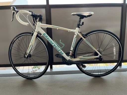 比較的美品！ビアンキ ロードバイク 2019 Bianchi ENGINEERED